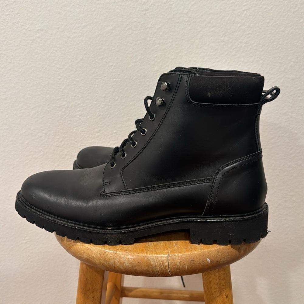 Lightly worn Calvin Klein boots size 11 - Picture 2 of 9